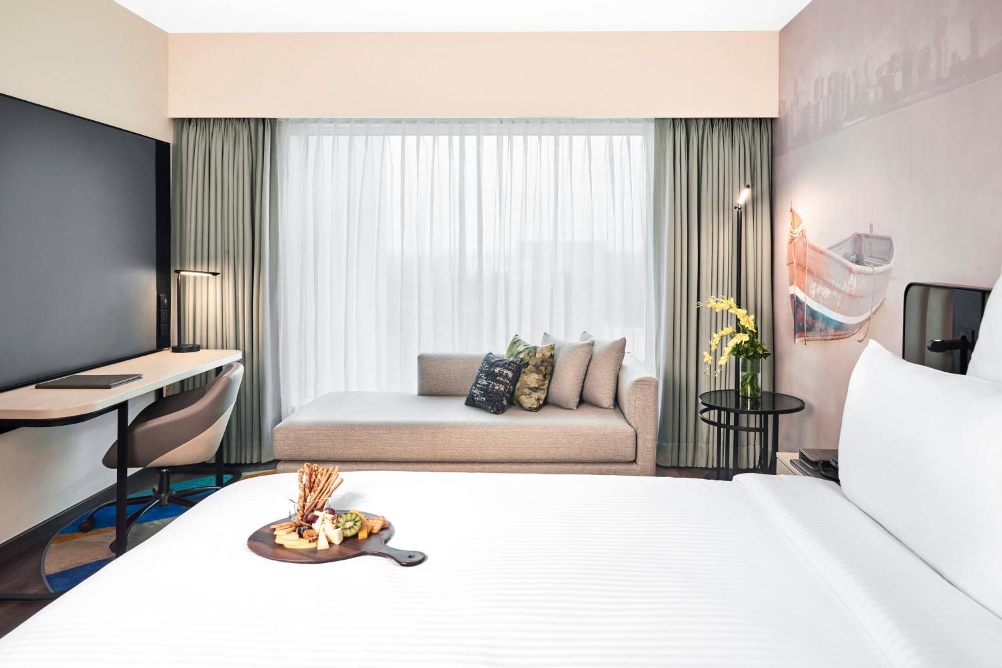 Novotel International Airport Hotel
